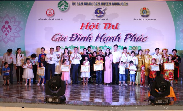 Hội thi Gia đình hạnh phúc huyện Buôn Đôn năm 2018 (05/10/2018, 10:33)