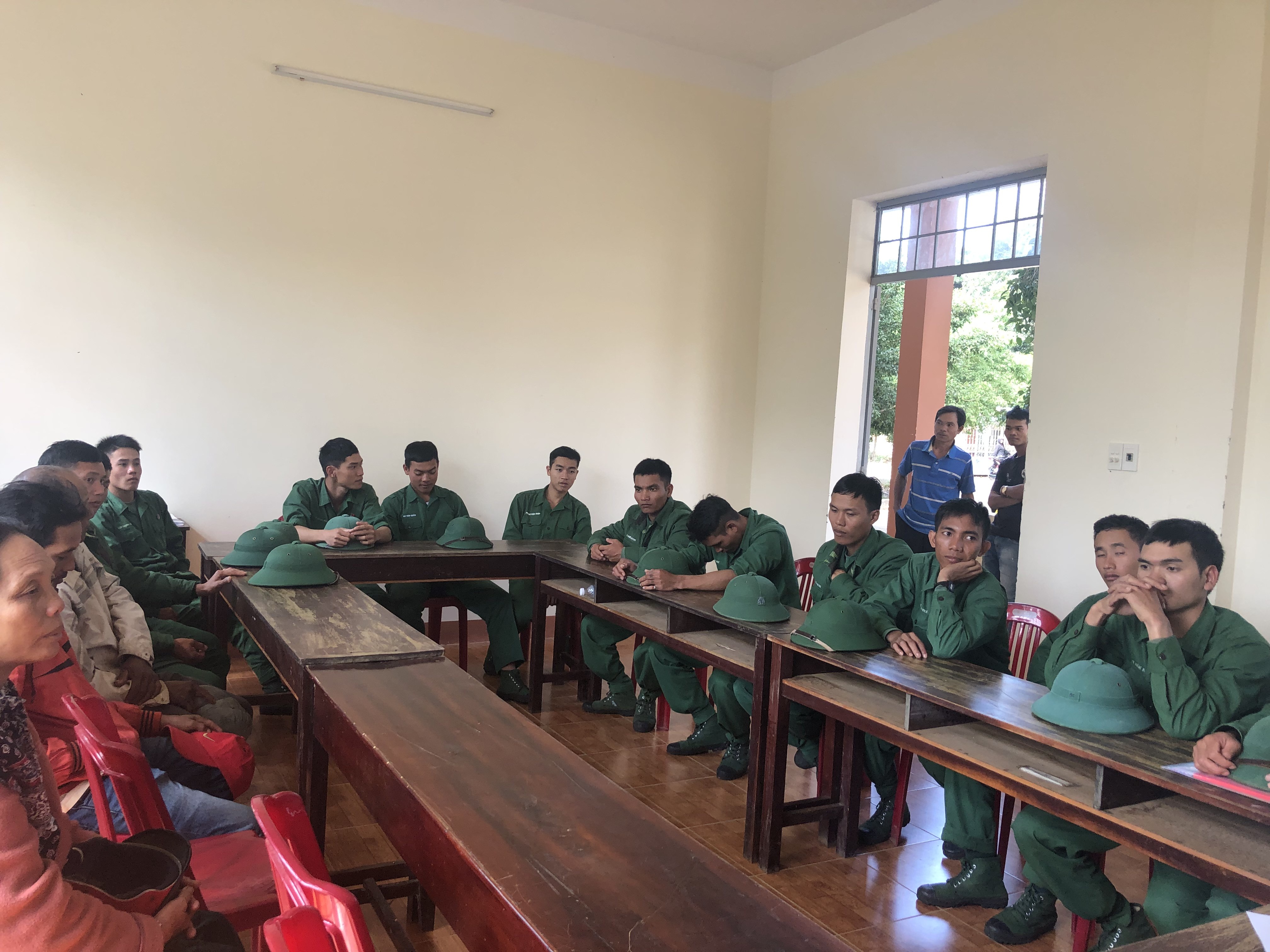 ĐÓN NHẬN QUÂN NHÂN HOÀN THÀNH NGHĨA VỤ QUÂN SỰ TRỞ VỀ ĐỊA PHƯƠNG (03/02/2019; 19:42)