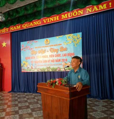 Gặp mặt - Tặng quà CNVCLĐ tết Nguyên đán Kỷ Hợi năm 2019