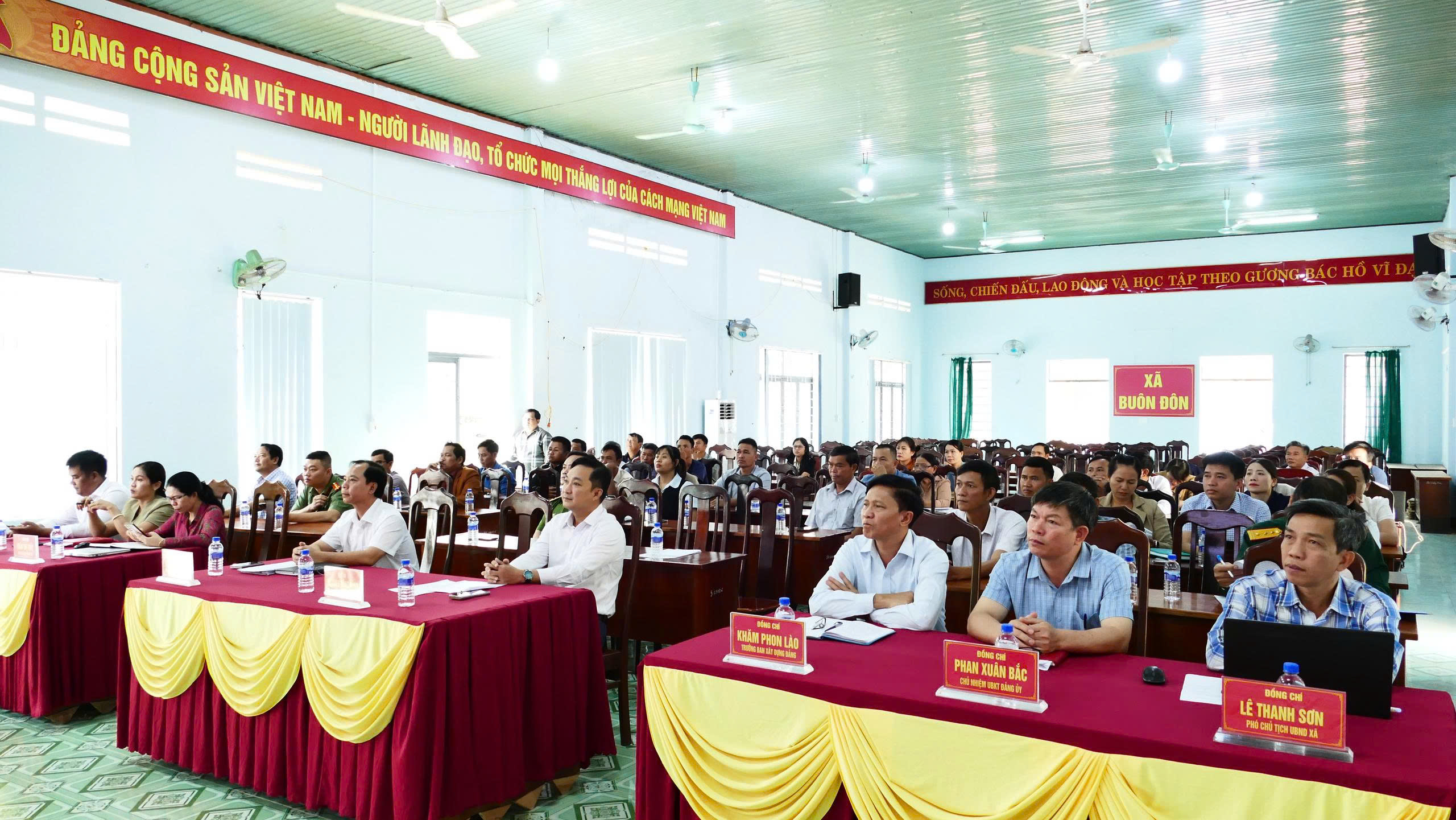 z7636227551988_48cecd553a648b6ee6ed4f81f3dae7a2