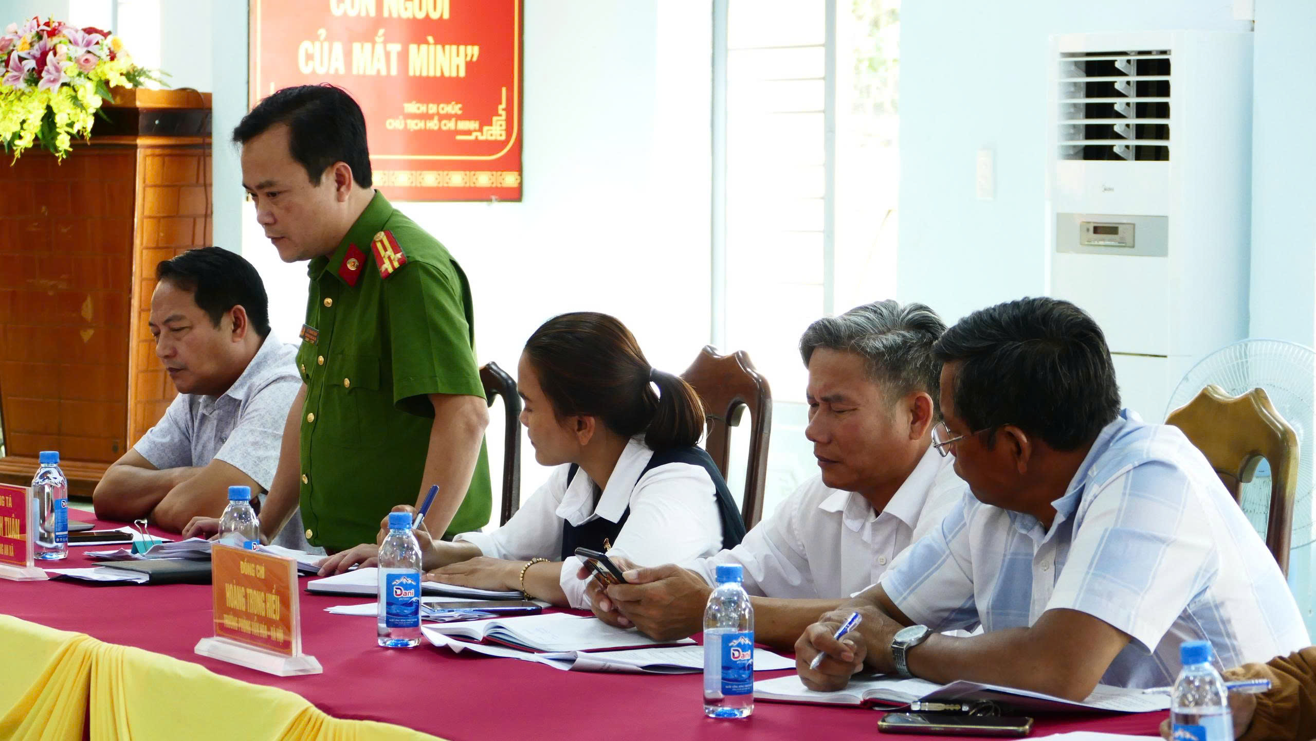 z7605842588038-c201f5de2286929966dfc6cdd3e3b3ef