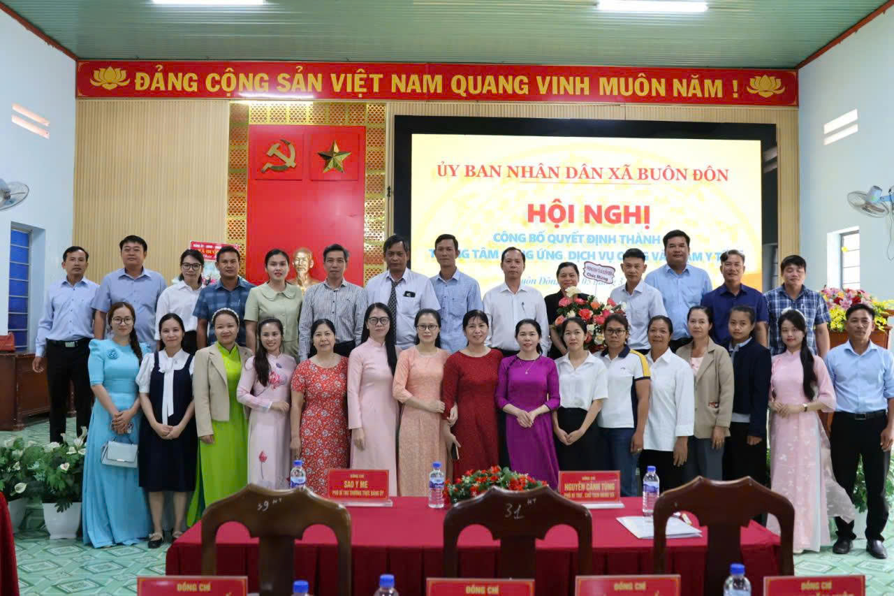 z7589026224934-9a55a2869531cce1e989afa7c9e2a573