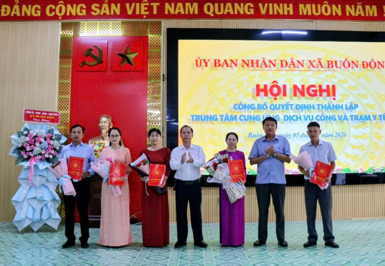 z7589026224935-95b951902697d5502382aacbd70aa9c3